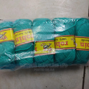 Robin Chunky Knitting/Crochet Yarn Code 7055