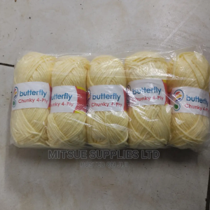 Robin Chunky Knitting Yarn/Crochet Yarn.