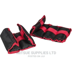 A Pair of Adjustable Ankle/Wrist Weights 5kg (2X2.5KG).