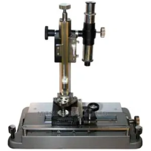 Travelling Microscope