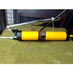 Heavy-Duty Hydraulic Grease Pump.